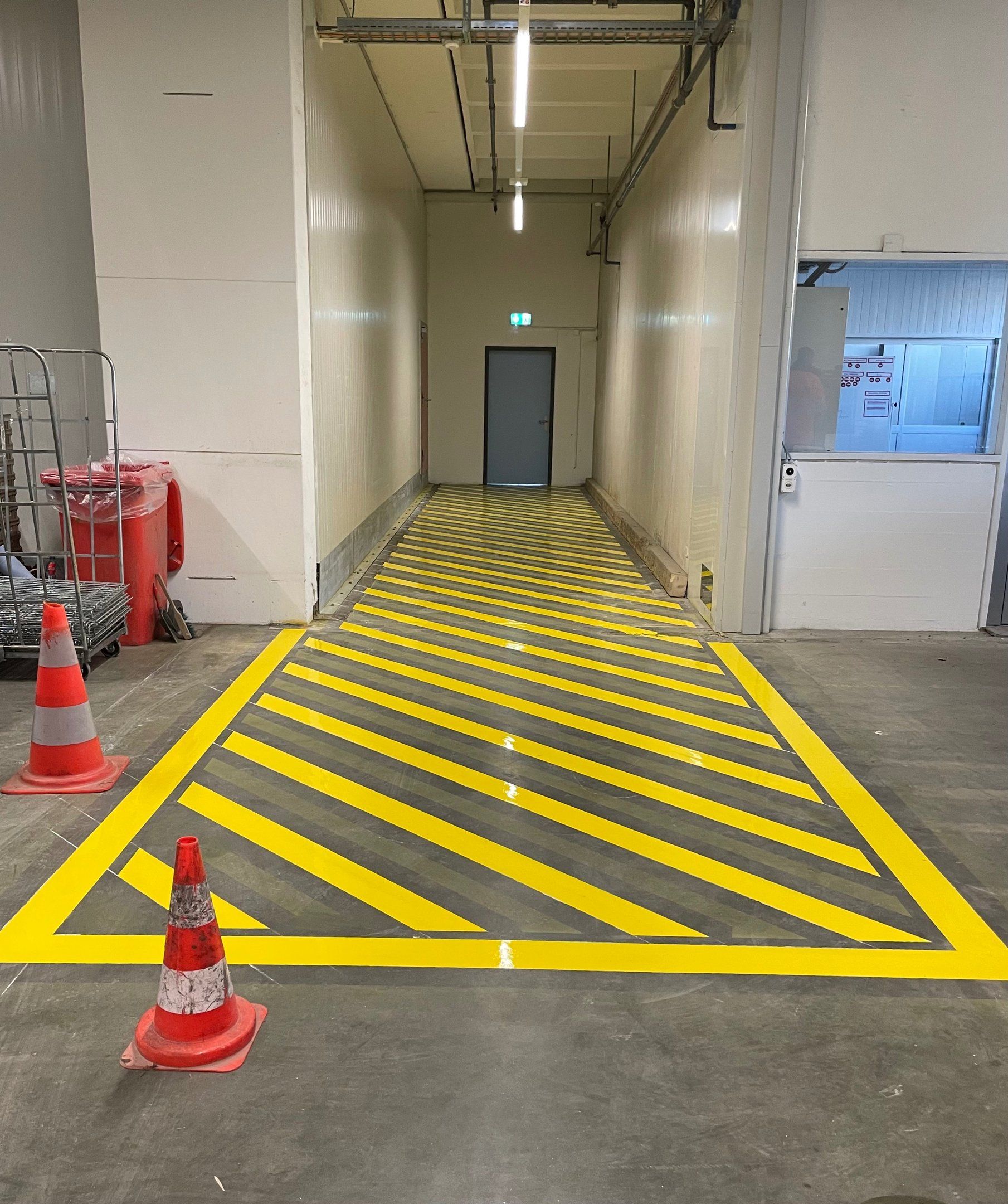 Sicherheitszone Markierung